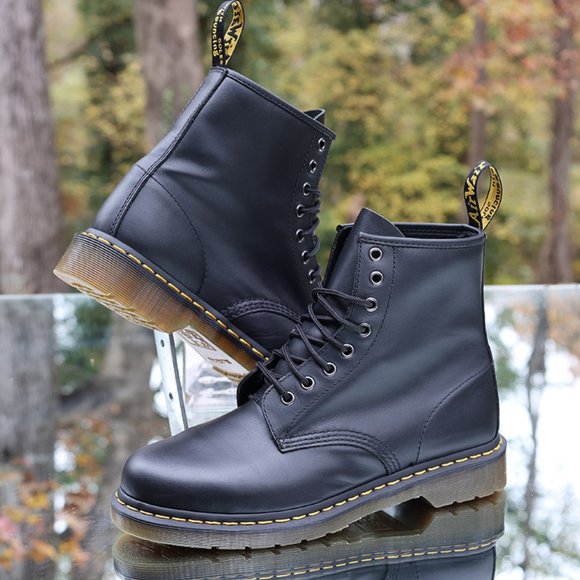 Dr. Martens 1460 Nappa 8 Eye Black Leather Boots Men's Size 9 - Picture 2 of 12